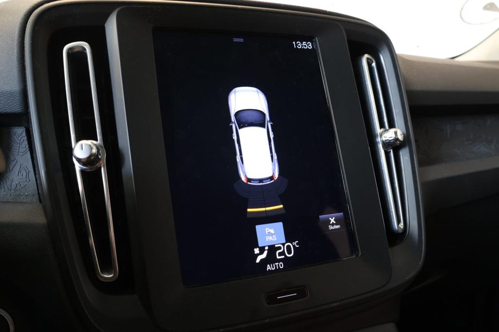 Volvo XC40 1.5 t2 momentum core nl auto, appconnect, pdc achter,