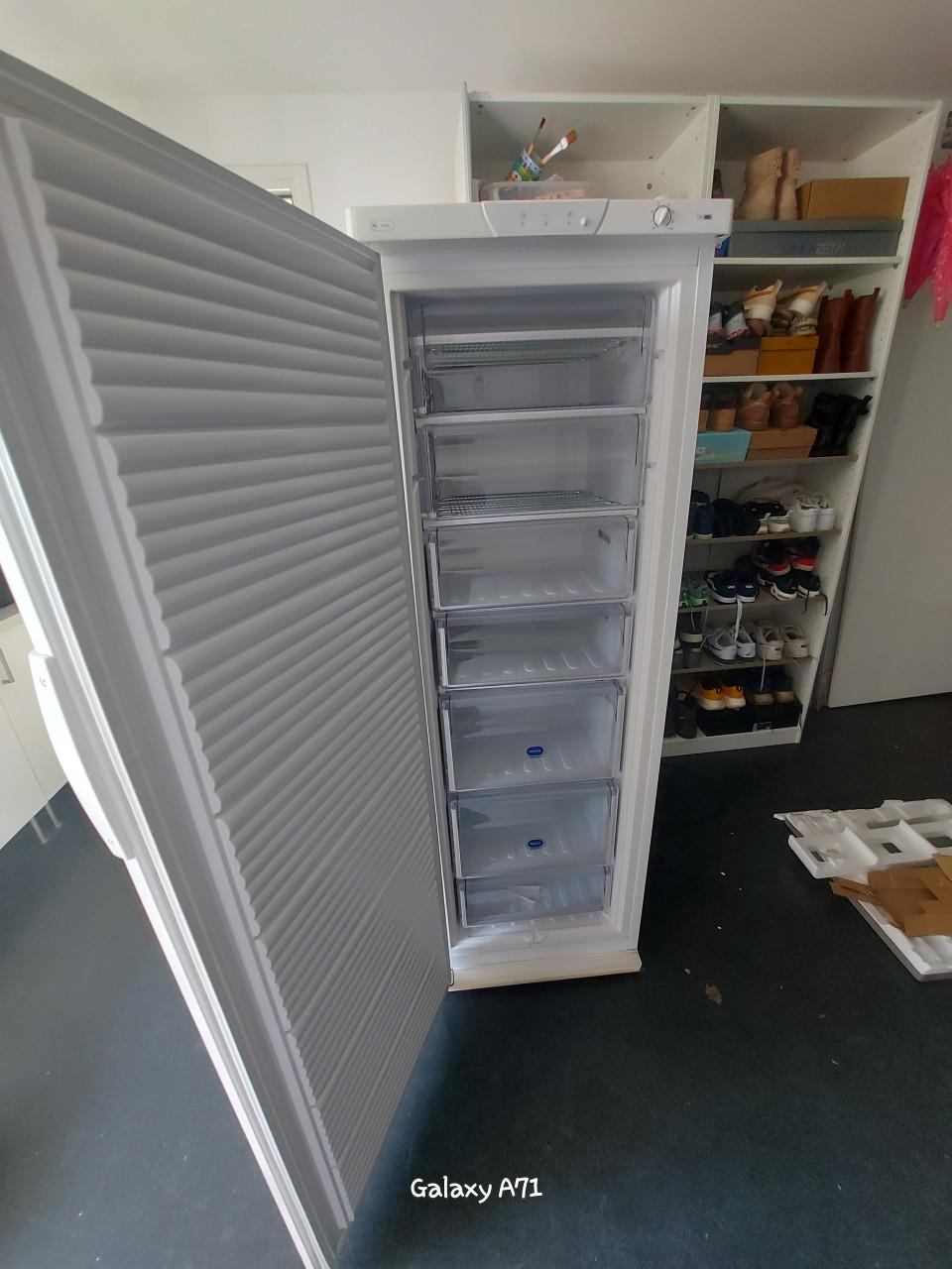 Grote Vriezer Whirlpool