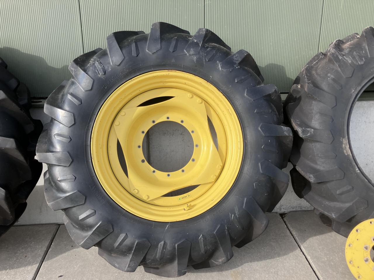 Mooie PIRELLI Ploegbanden