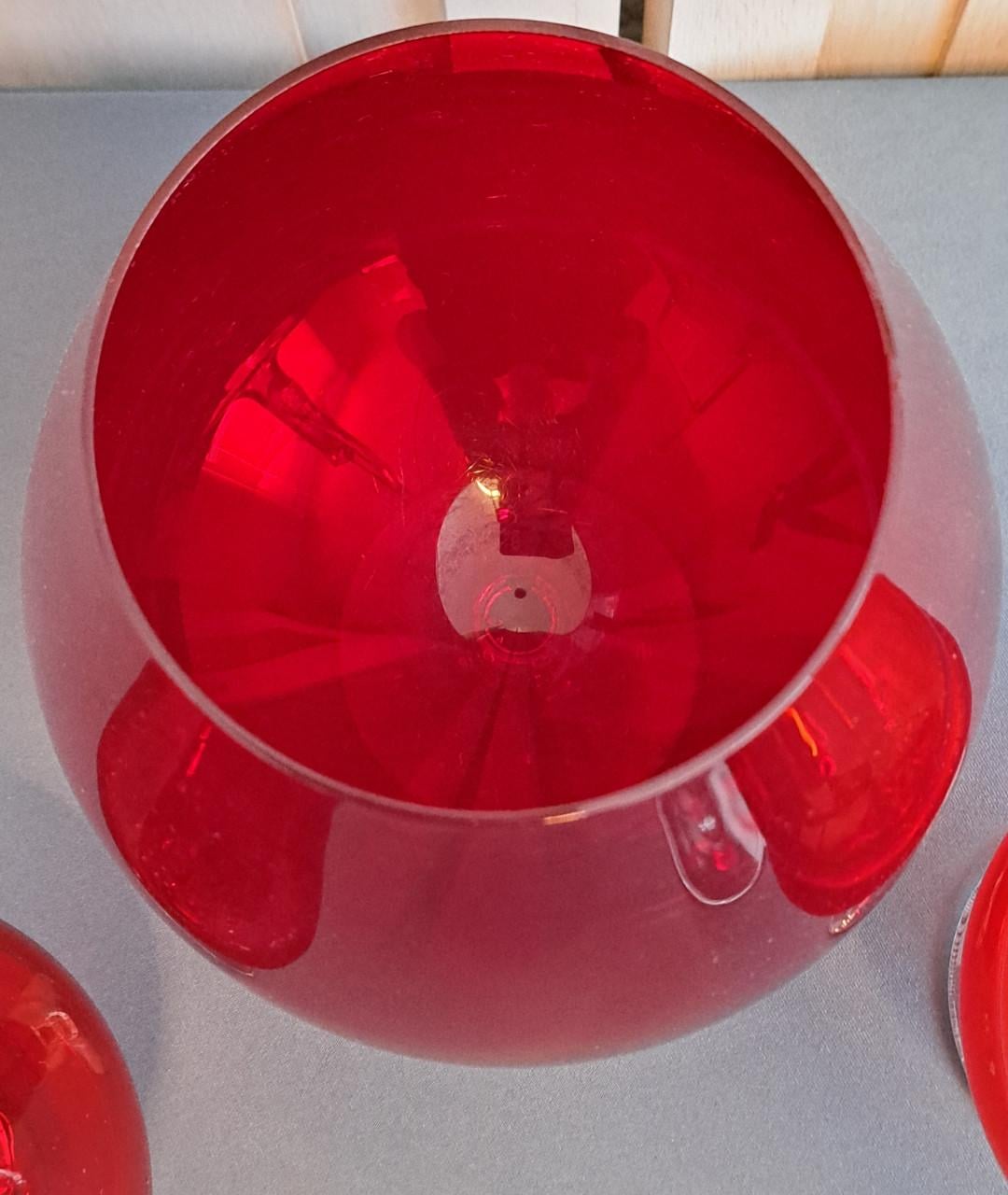 Mooi rood glaswerk