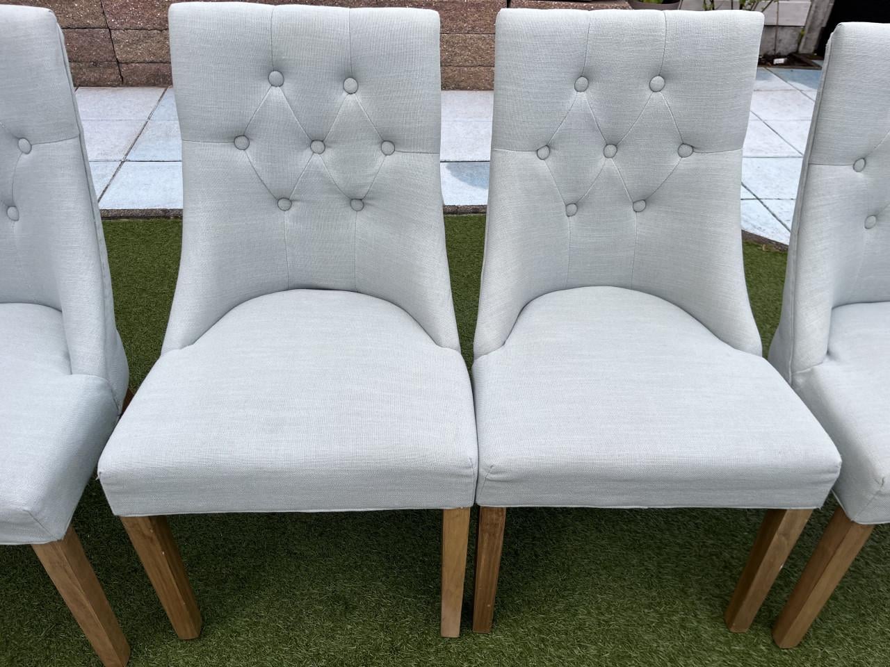 4 eettafel stoelen zacht groen