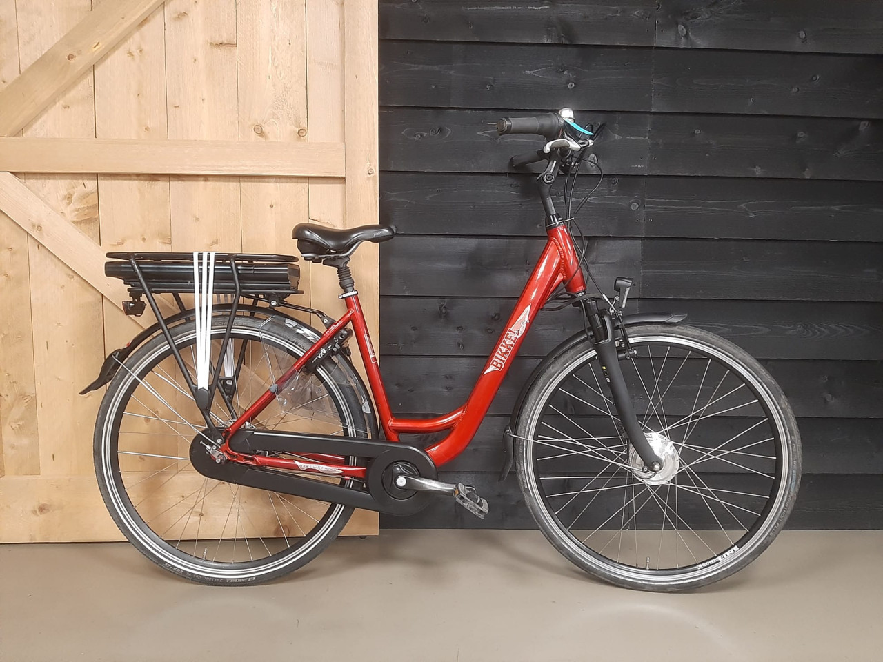 Nette Bikkel ibee Contigo met 7 versnellingen en 465Wh accu