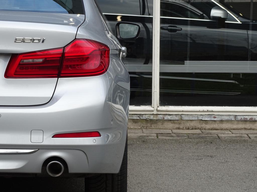 BMW 5 Serie 520i high executive