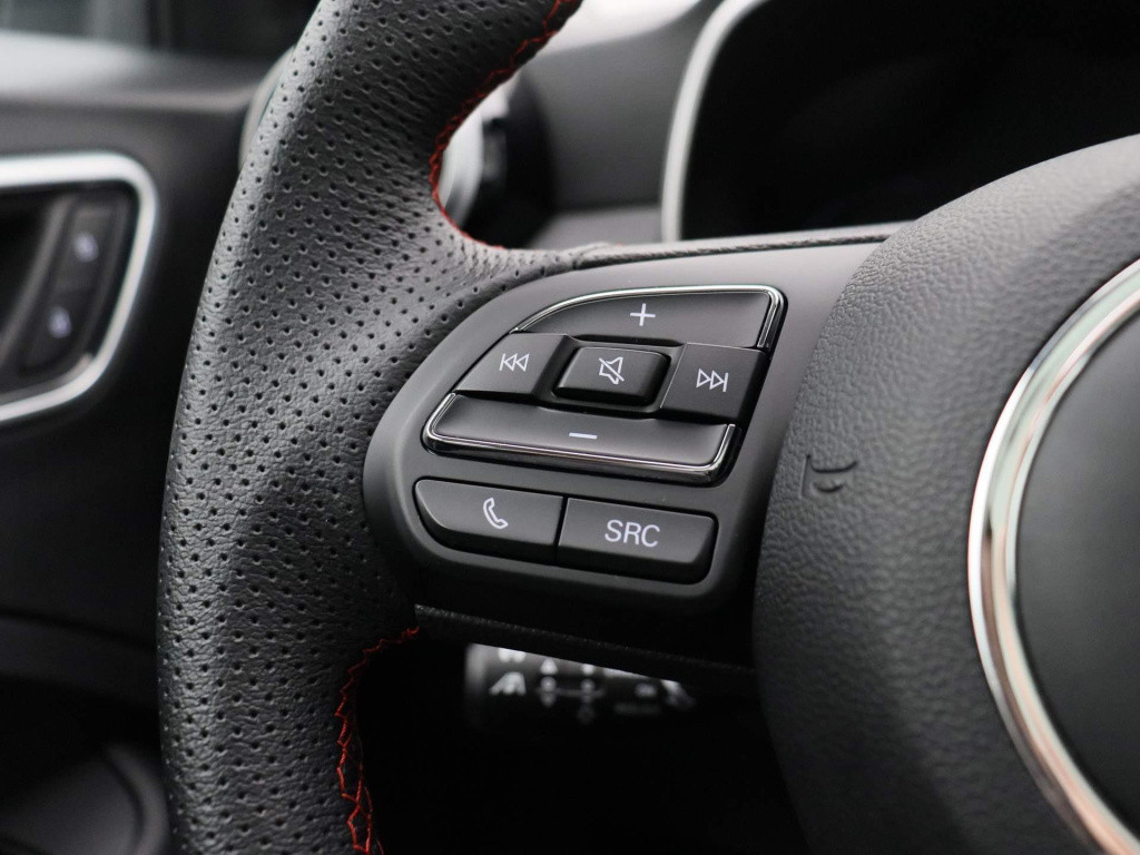 MG Zs-ev standard range luxury 50 kwh | ecc | navi | leder | schuifdak | pd