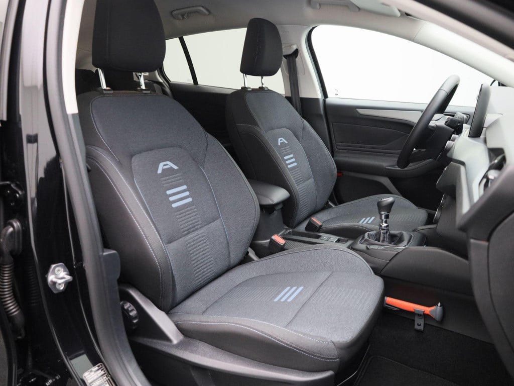 Ford Focus wagon 1.0 ecoboost hybrid active style | climate control | cruis