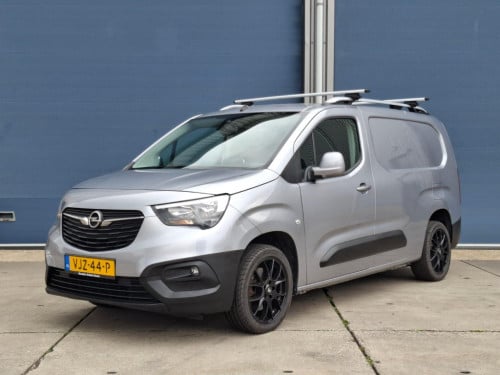 Opel Combo 1.5d l2h1 edition automaat / airco / cruise controle / trekhaak 