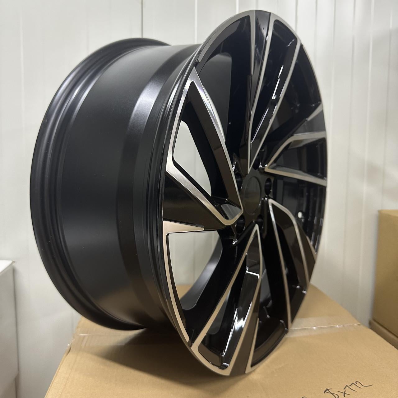 NIEUWE 19" Adelaide look Velgen 5x112 Pastop Golf GTI
