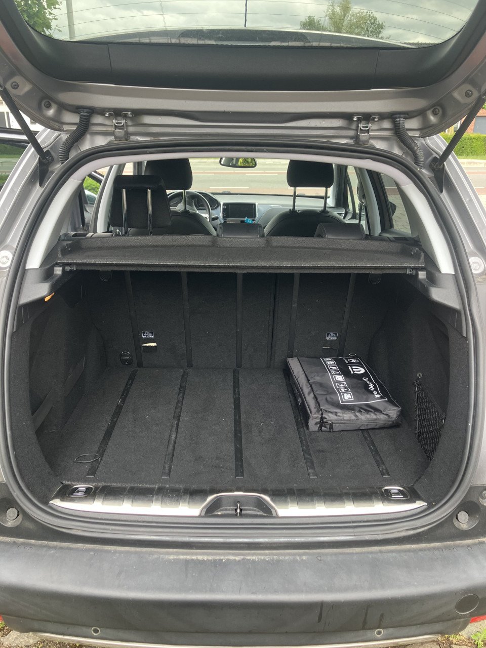 Hele mooie Peugeot 2008 Crossway, nieuwe riem dealer onderhouden