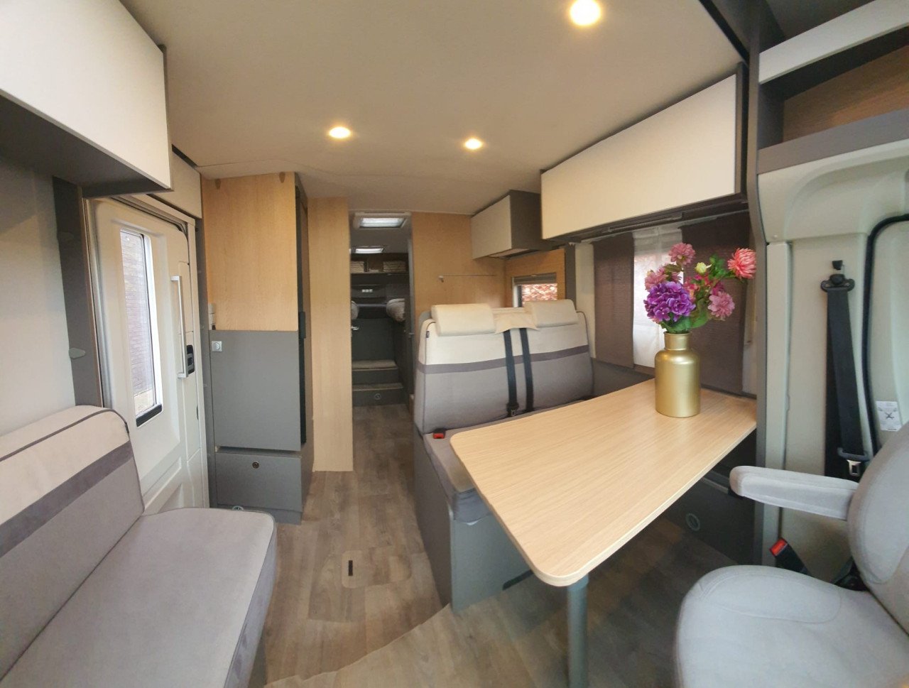 LMC Tourer Lift H730G Sunlight V60 Citroen