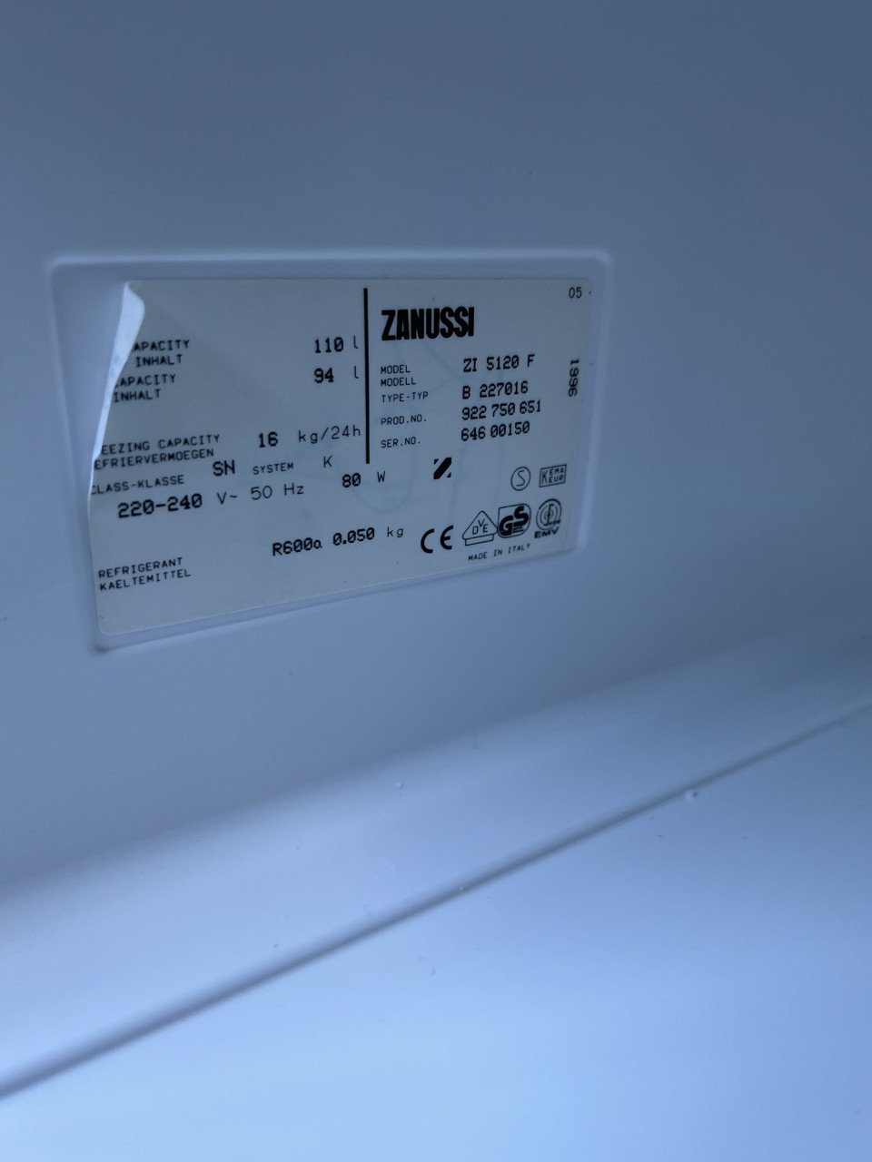 Vrieskast Vriezer inbouw of vrijstaand 110 liter 90x55 cm. Als nieuw
