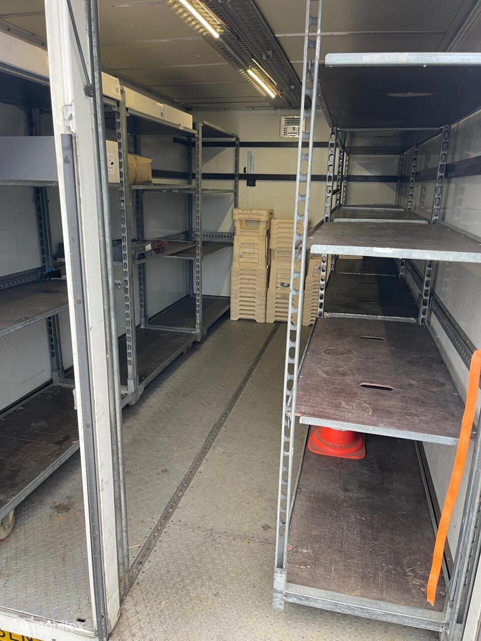 Mercedes-Benz Sprinter 5-t vrachtwagen/chassis bloemenwagen