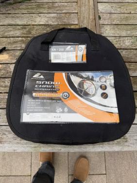 SNEEUWKETTINGEN NOOIT GEBRUIKT