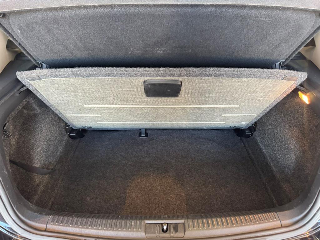 Volkswagen Polo 1.2 tsi cross