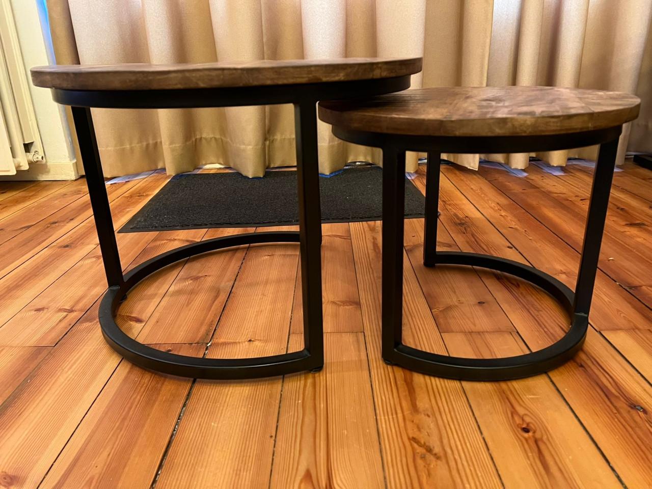 2 Passende Bijzettafeltjes