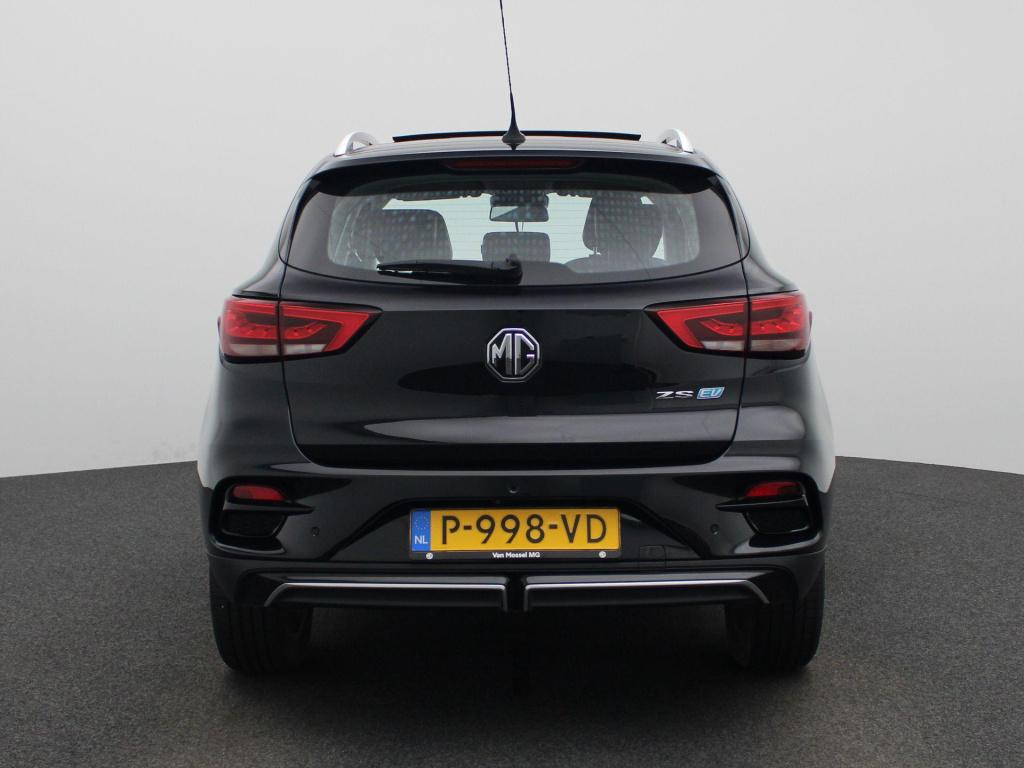 MG Zs Ev standard range luxury 50 kwh