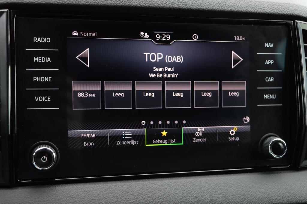 Skoda Karoq 1.5 tsi act sportline business 150pk dsg7