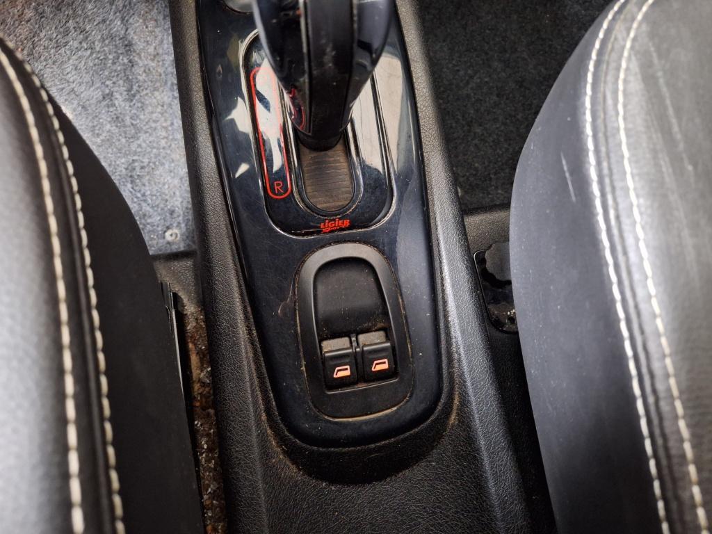 Ligier Js60 brommobiel sport sun