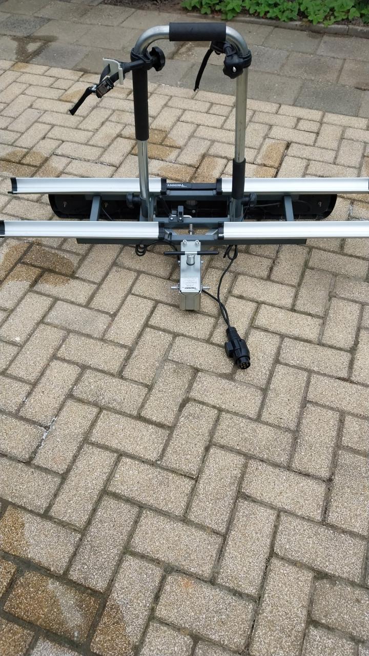 Fietsendrager  twinny load voor 2 e-bikes