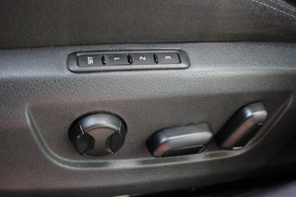 Skoda Superb combi 1.6 tdi style business | automaat | navi | camera