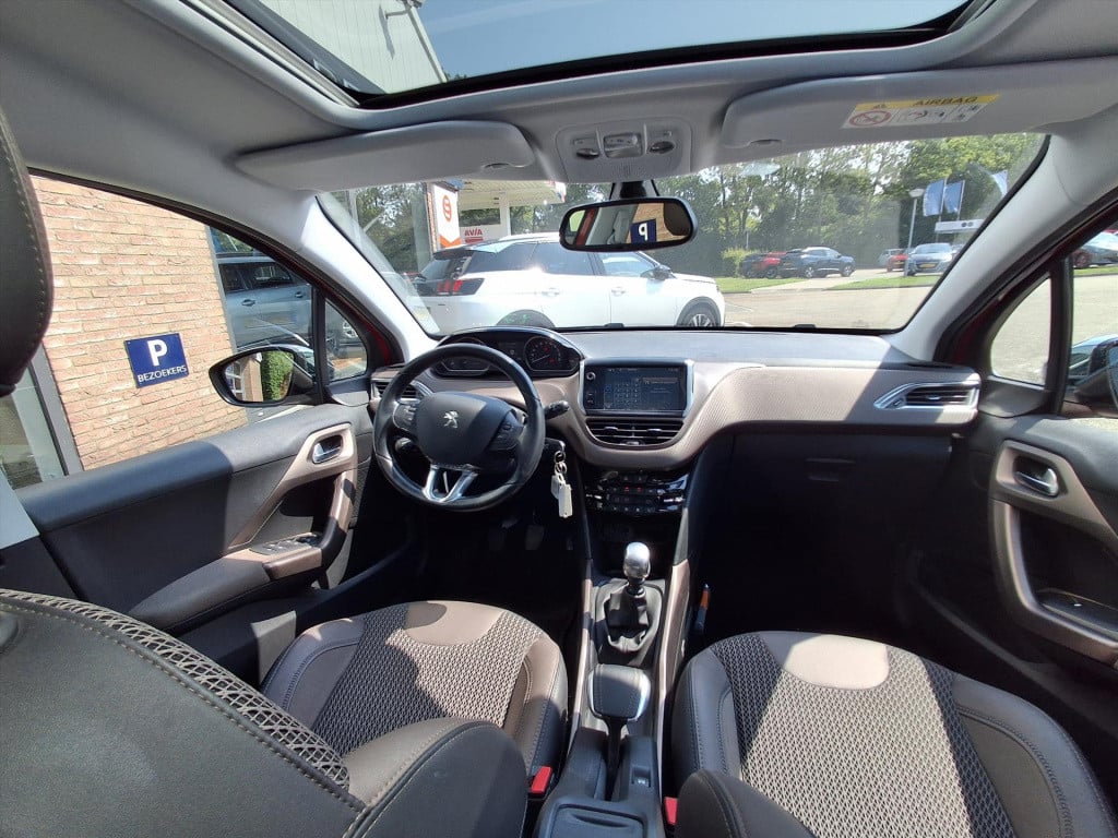 Peugeot 2008 1.2 puretech 130pk s&s allure navigatie | cruise & climate con