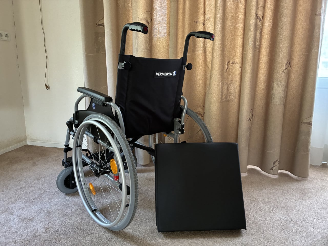 Te koop: Transportrolstoel