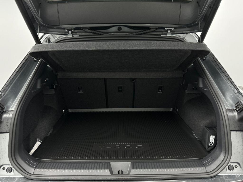 Volkswagen T-roc 1.5 etsi r-line first edition