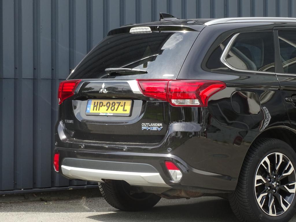 Mitsubishi Outlander 2.0 phev instyle+ schuif-/kanteldak | stoel-/stuurverw