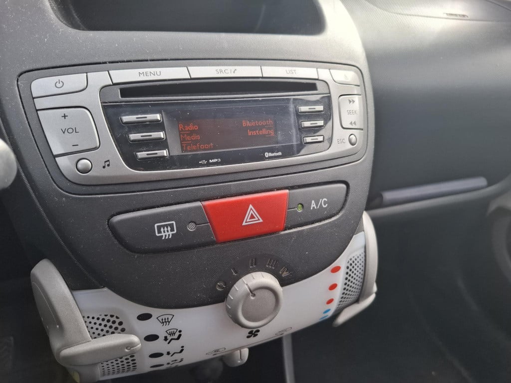 Citroen C1 1.0i 12v collection airco/bluetooth/led