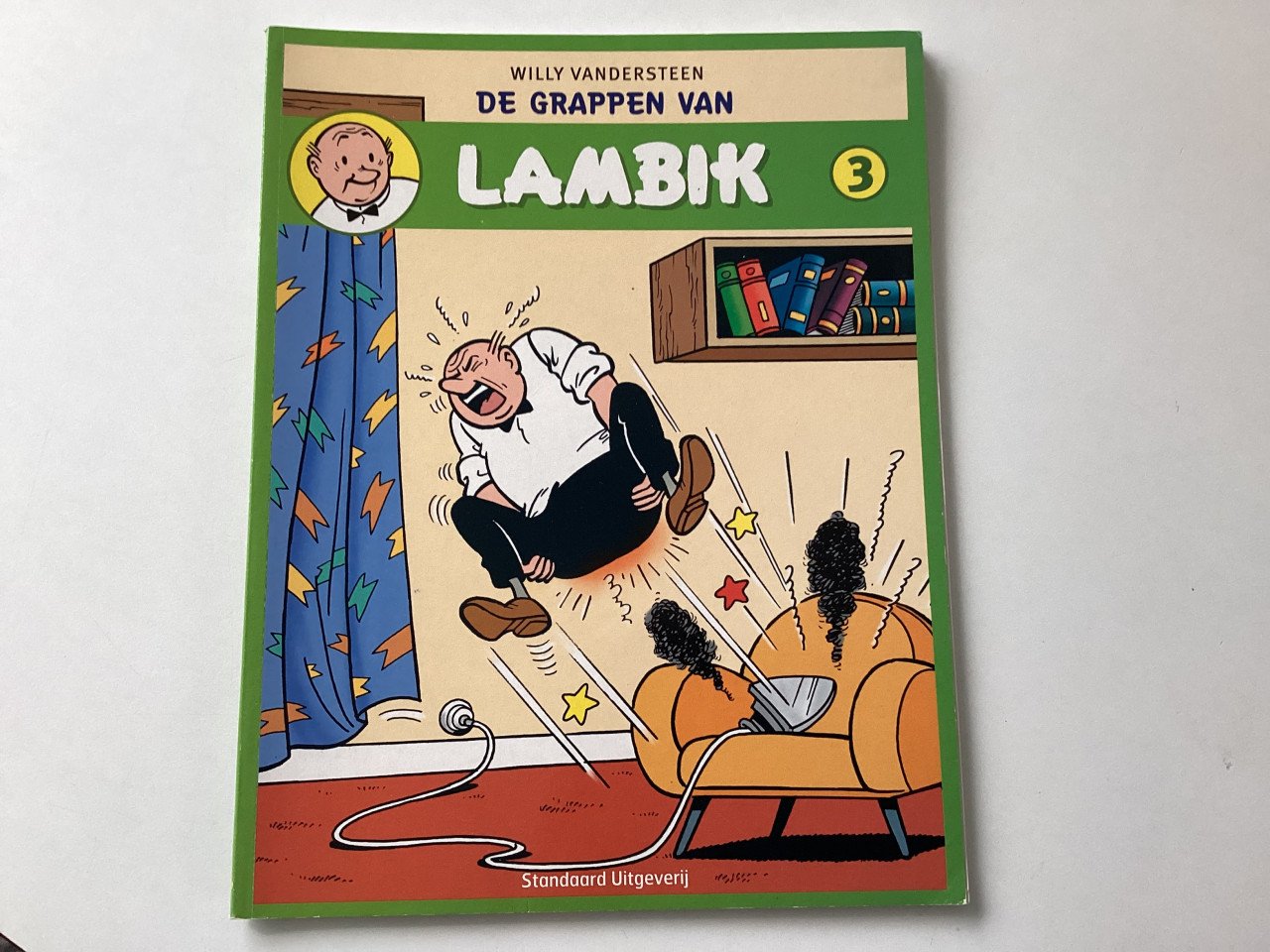 Verschillende stripboeken. Dan Cooper, Lambik, Smurfen, Tommy Riley etc.