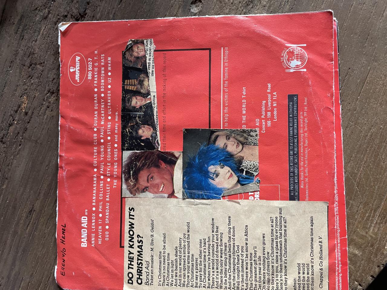 Single Do they Knew it’s Christmas