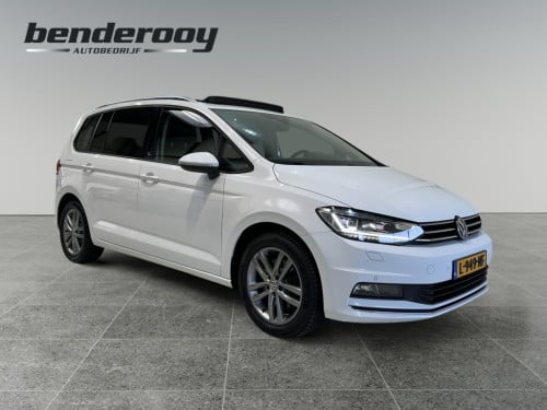 Volkswagen Touran 7p 1.4 tsi 150pk dsg highline | pano dak | trekhaak