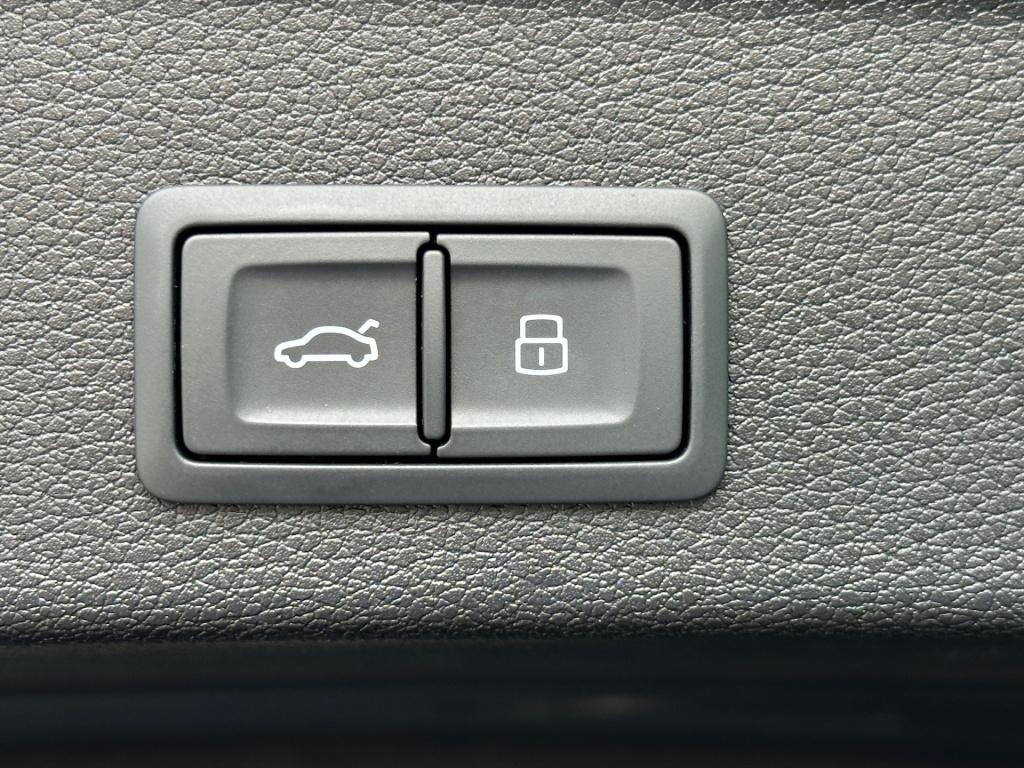 Audi Q3 sportback 35 tfsi s-line s-tronic | trekhaak | sonos | standkachel 