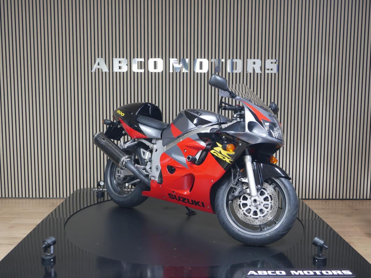 SUZUKI GSX-R 600