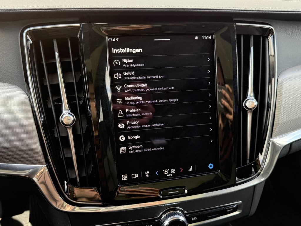 Volvo V90 t6 398pk awd recharge ultra dark full options-trekhaak