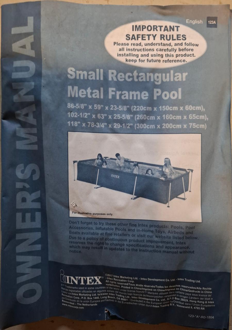 Zwembad voor in de tuin, merk intex (3 mtr x 2 mtr x 0,75 mtr)