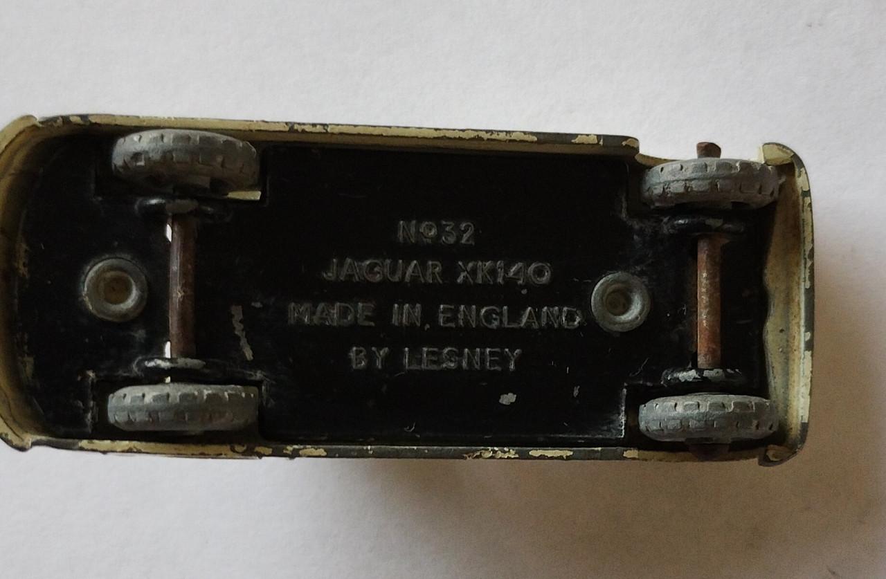 Vintage  Jaguar. Nr 32