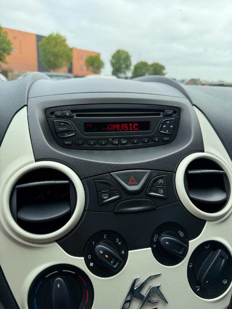 Ford KA 1.2 cool & sound - dealer onderhouden - 1 eigenaar