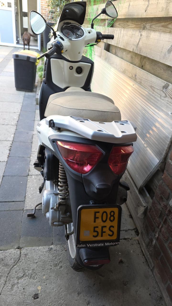 Malaguti Centro scooter wit