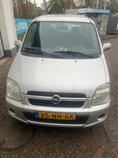 Loop of sloop Opel Agila