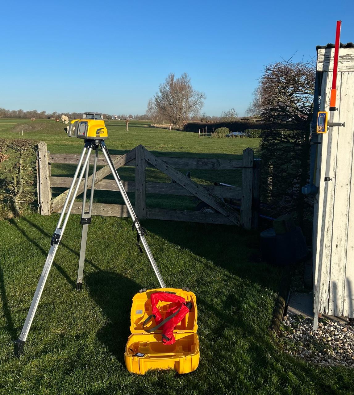 SPECTRA Precision LL300N Bouwlaser + HL450 Ontvanger–ZGAN