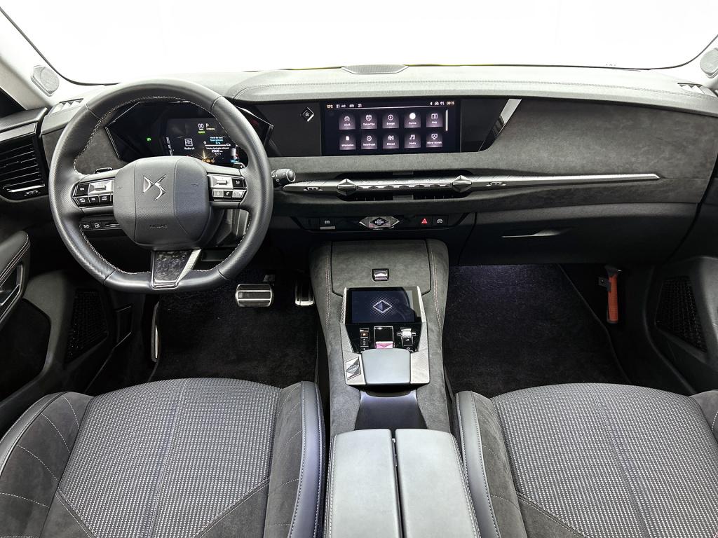 Ds Ds 4 e-tense performance line+ | rijklaar | afn. trekhaak |