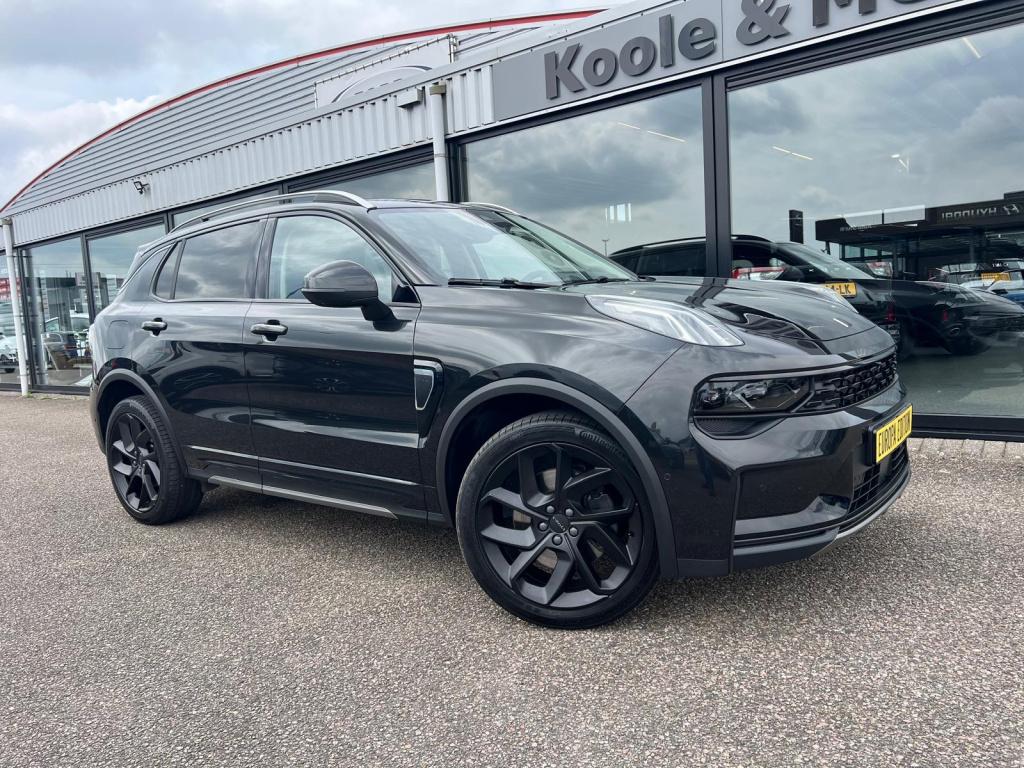 Lynk & Co 01 1.5 261pk phev , black edition , panoramadak , adaptive cc , c