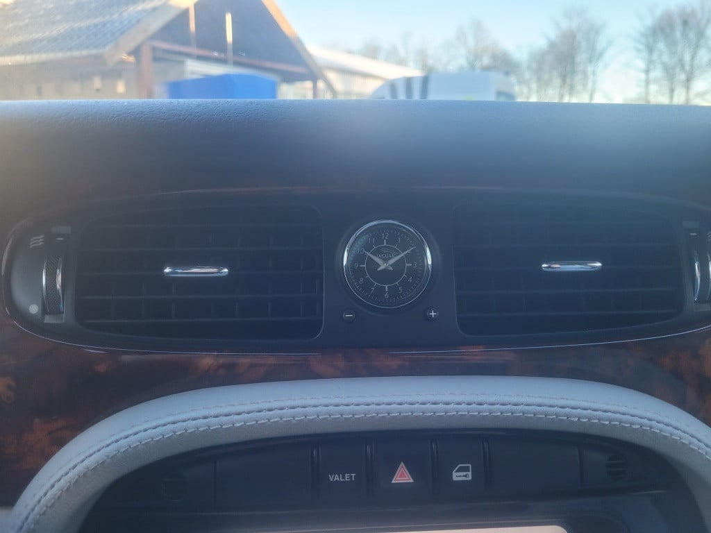 Jaguar Xj 3.0 v6 sport