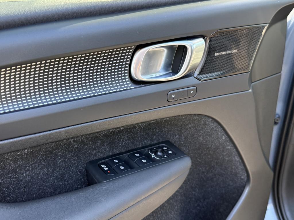 Volvo XC40 t4 211pk recharge r-design| panodak| adap.cruise| trekhaak| came