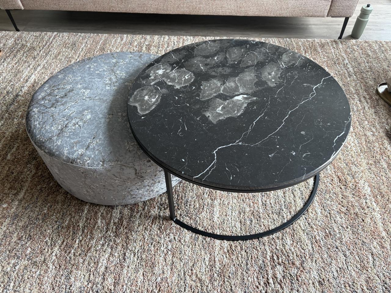 Salontafel marmer met poef van Goossens