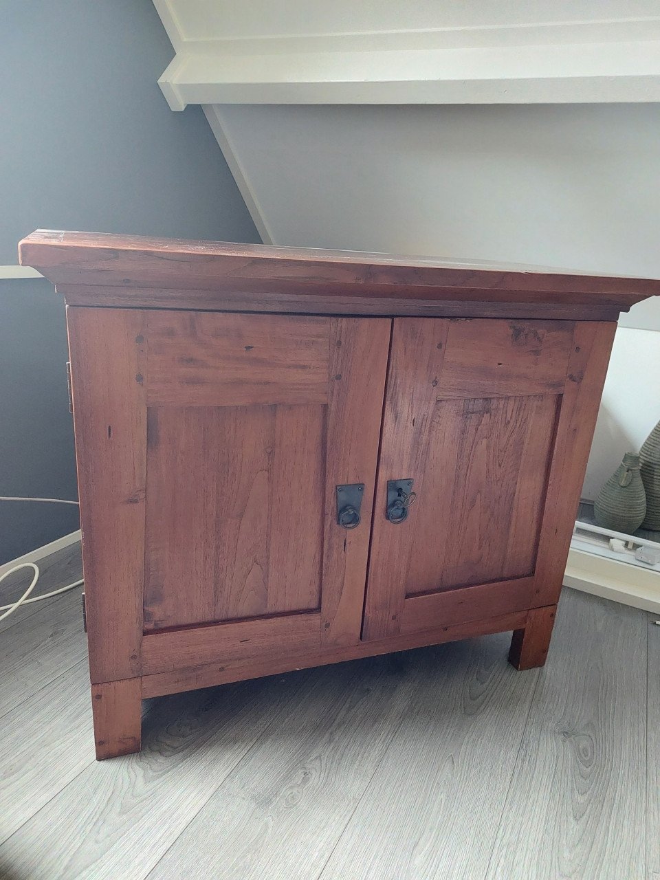 Massief tv kast