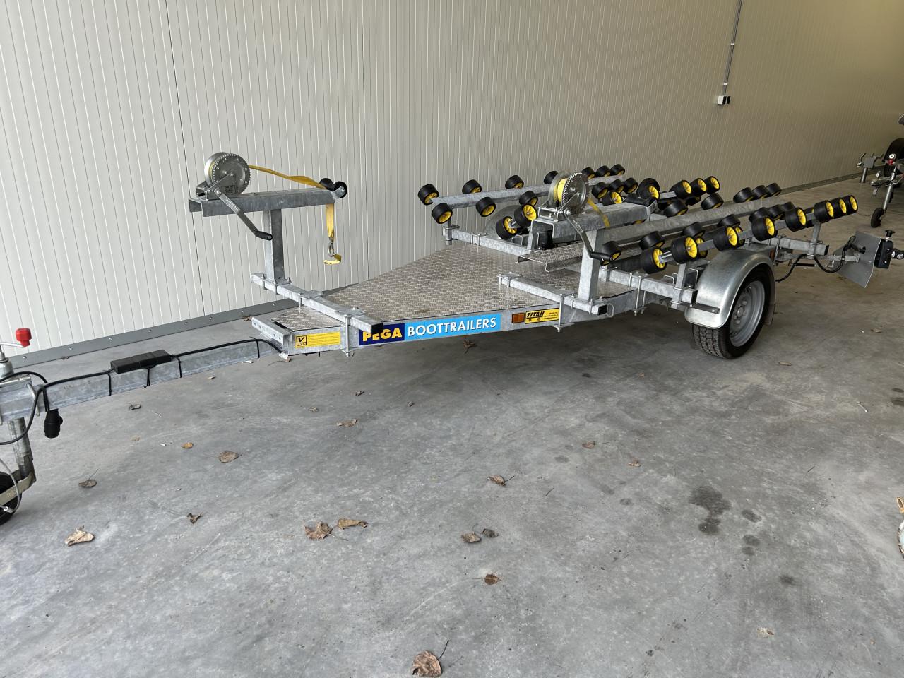 Unieke Double waterscooter/jetski trailer