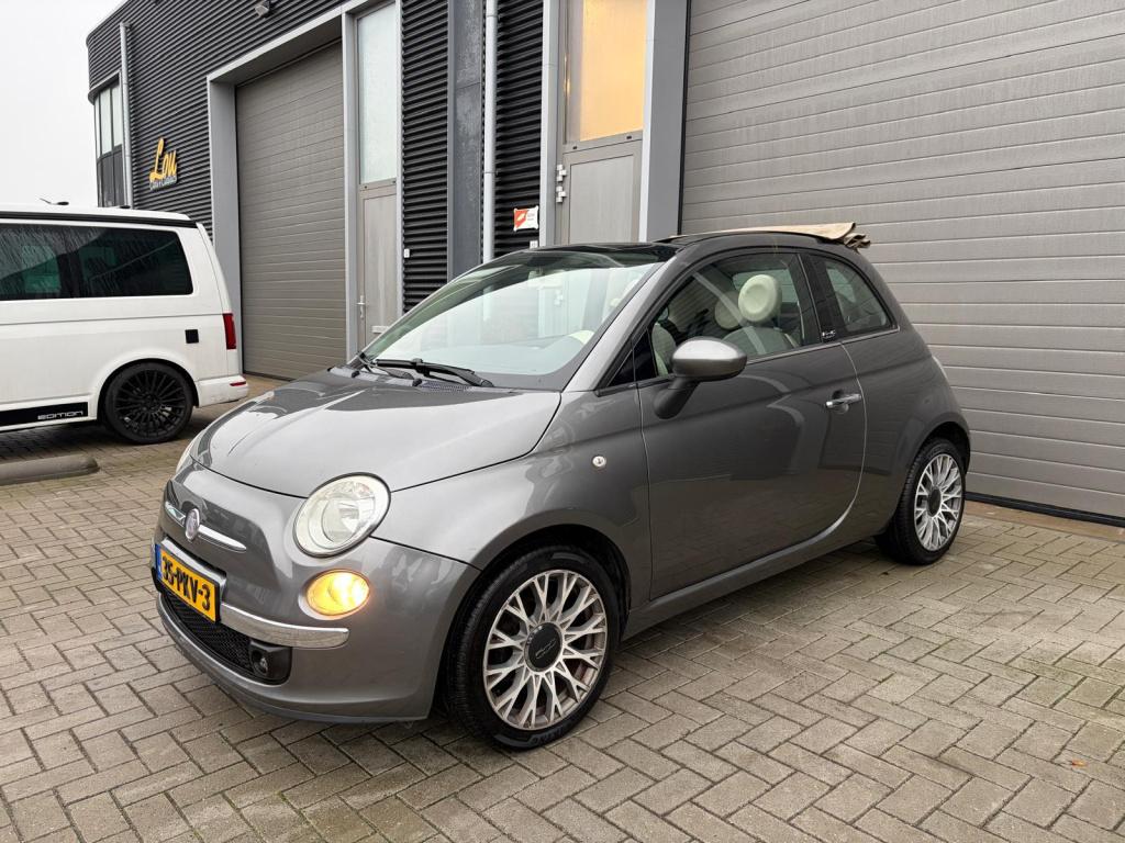 Fiat 500 1.2 lounge/automaat/cabrio/airco/lichtmetaal/