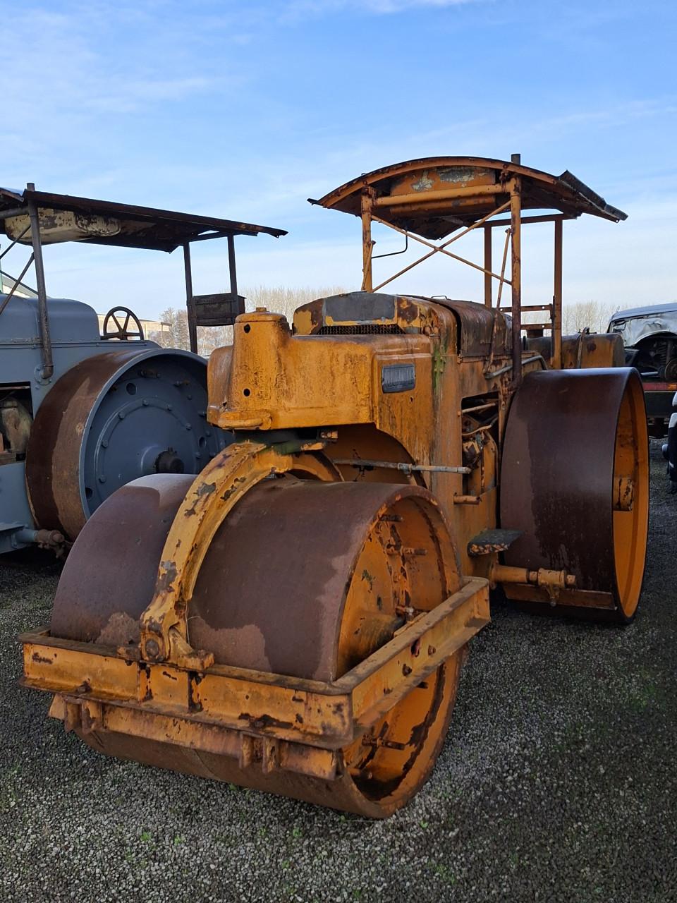 Walsen HAM, Kraan, oplegger Van Hool, BM tractor