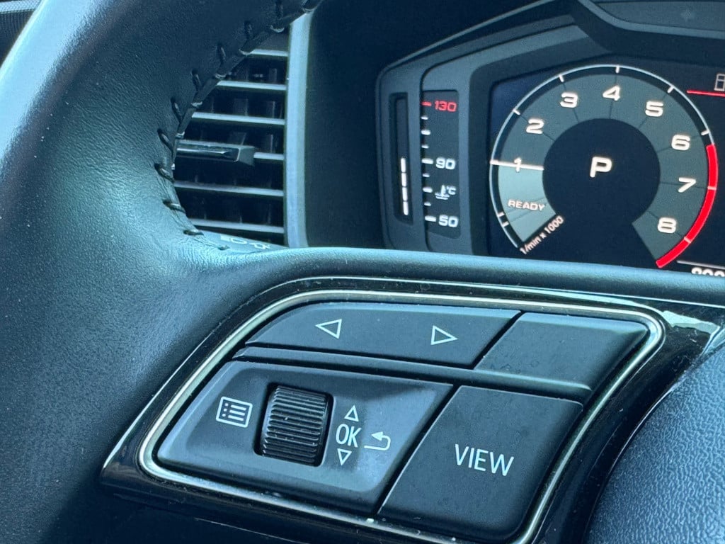 Audi A1 Sportback 30 tfsi * led * stoelverwarming * pdc * virtual cockpit